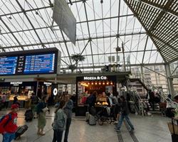 Emplacement 2-3 - Pause sucrée et/ou cadeaux alimentaires et/ou café de spécialité - 12mois